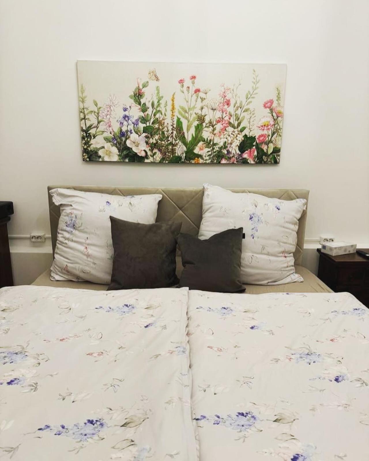 Apartment Boardinghouse Am Herforder Tor Fuer 8 Personen Auf 185 M2 *